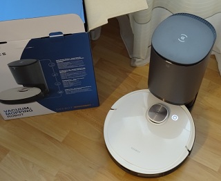 Ecovacs Ozmo T8+ Saug- & Wischroboter mit Absaugstation Test-Bilder 5